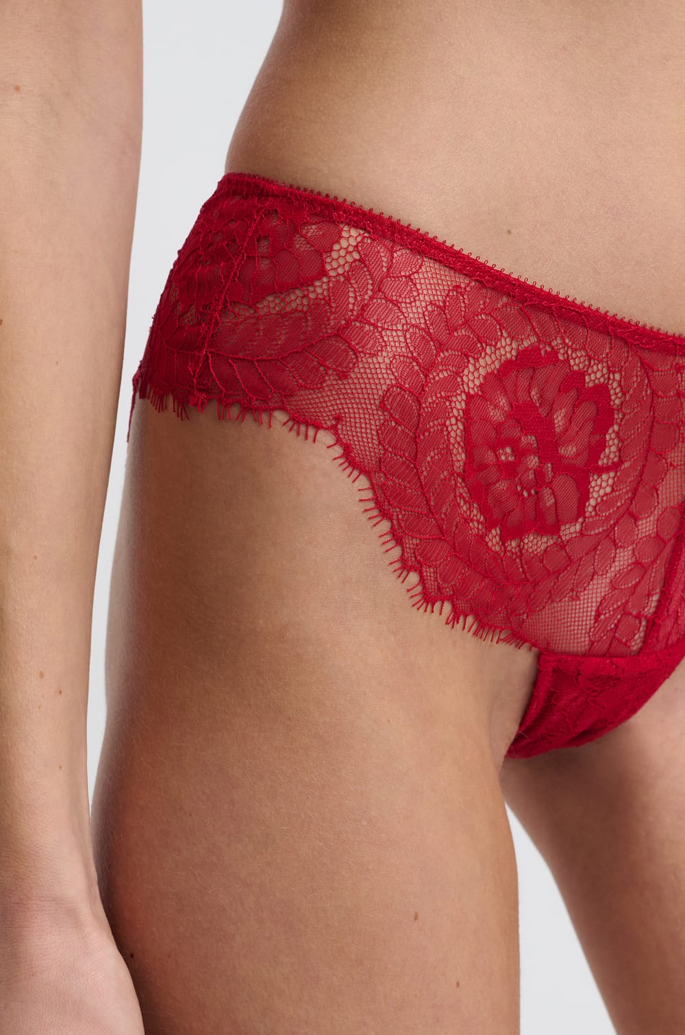 Hipster en dentelle;${refinementColor}