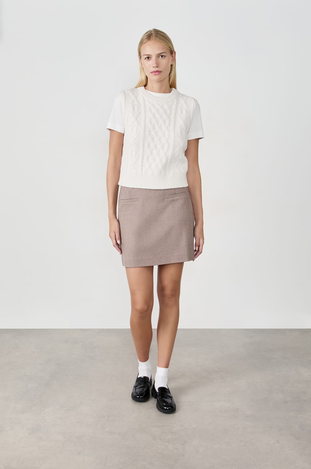 Pull sans manches;${refinementColor}