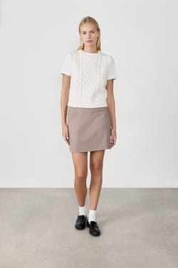 Pull sans manches;${refinementColor}