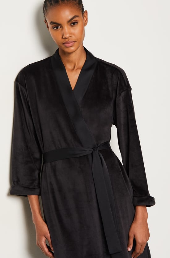 Velvet Robe;${refinementColor}