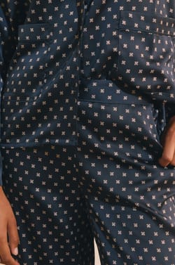 Pantalon de pyjama &agrave; pois satin&eacute;;${refinementColor}