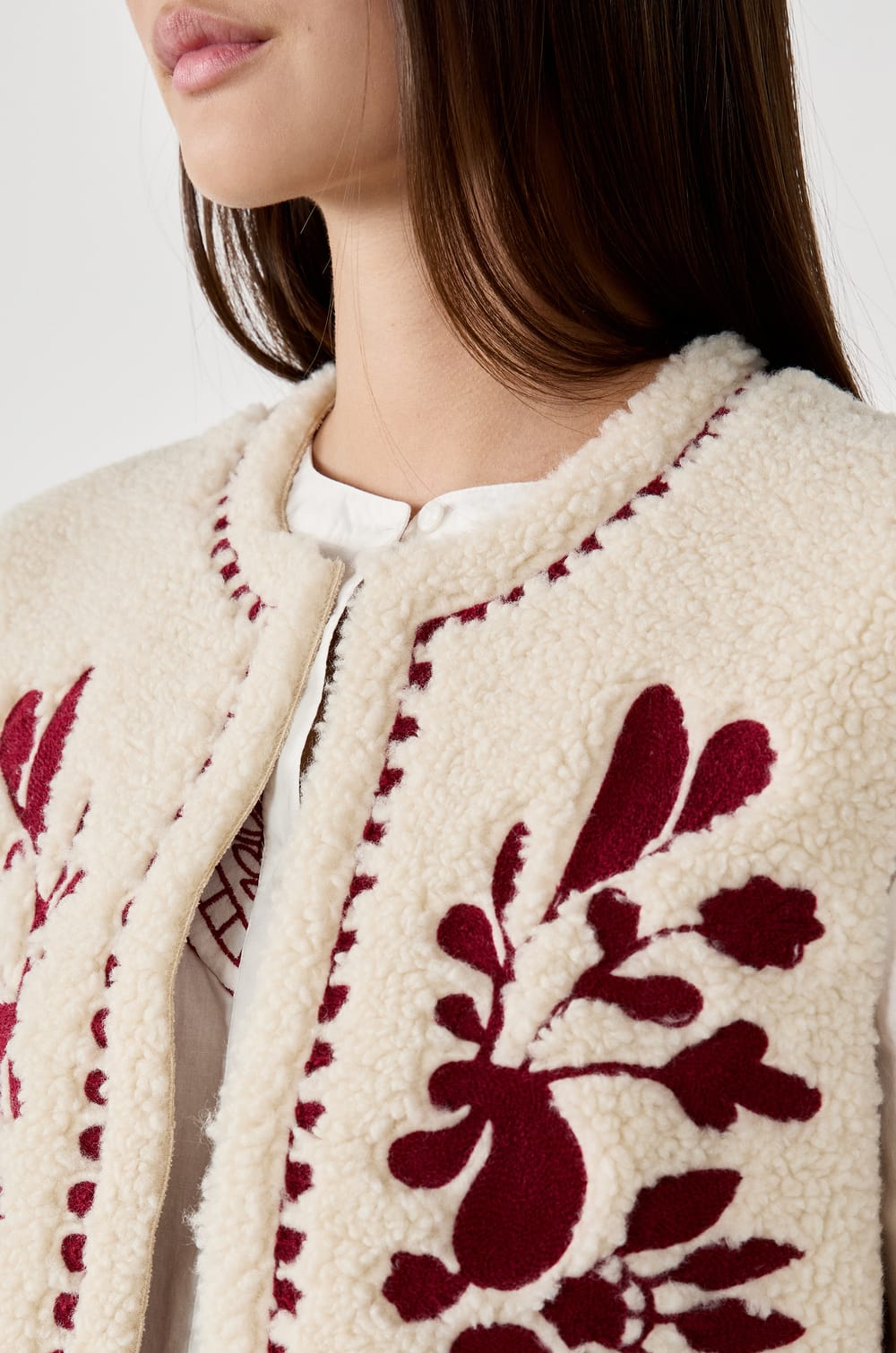 Sleeveless Faux Fur Cardigan;${refinementColor}