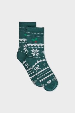 Fine knit patterned socks;${refinementColor}