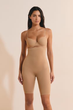 Panty taille haute sculptant;${refinementColor}