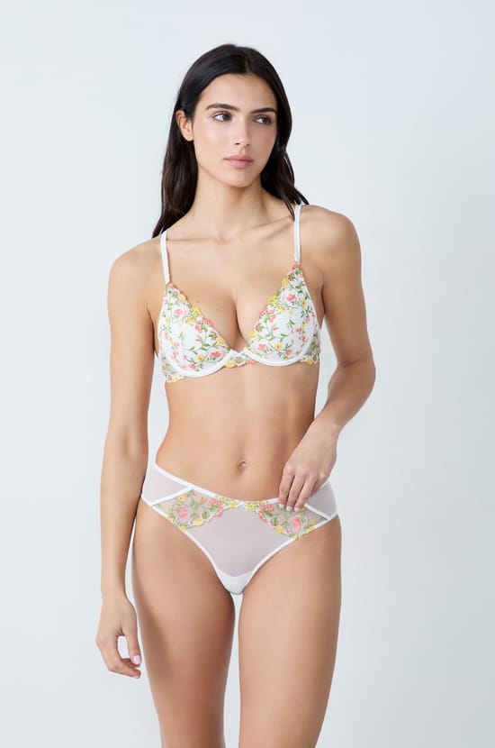 Hipster en tulle brodé;${refinementColor}