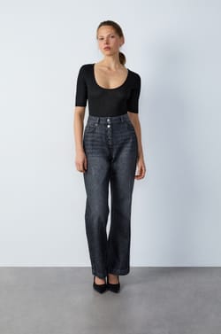 Body korte mouwen;${refinementColor}