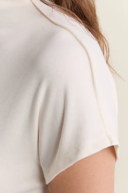 Camiseta de manga corta con cuello alto;${refinementColor}