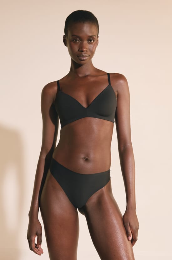 Wireless Lightly Lined Bra in Microfiber;${refinementColor}