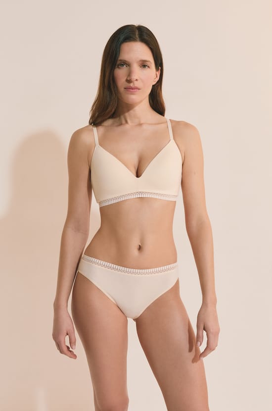 Wireless Bra Lightly Lined in Organic Cotton;${refinementColor}