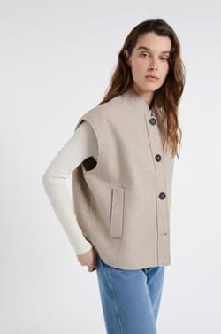 Veste sans manches avec laine;${refinementColor}