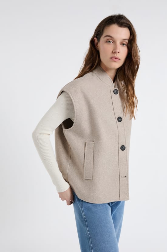 Veste sans manches avec laine;${refinementColor}