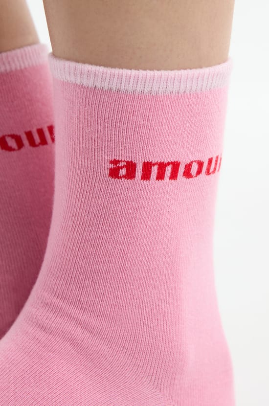 Socks with Cotton;${refinementColor}