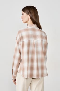 Checkered Shirt;${refinementColor}
