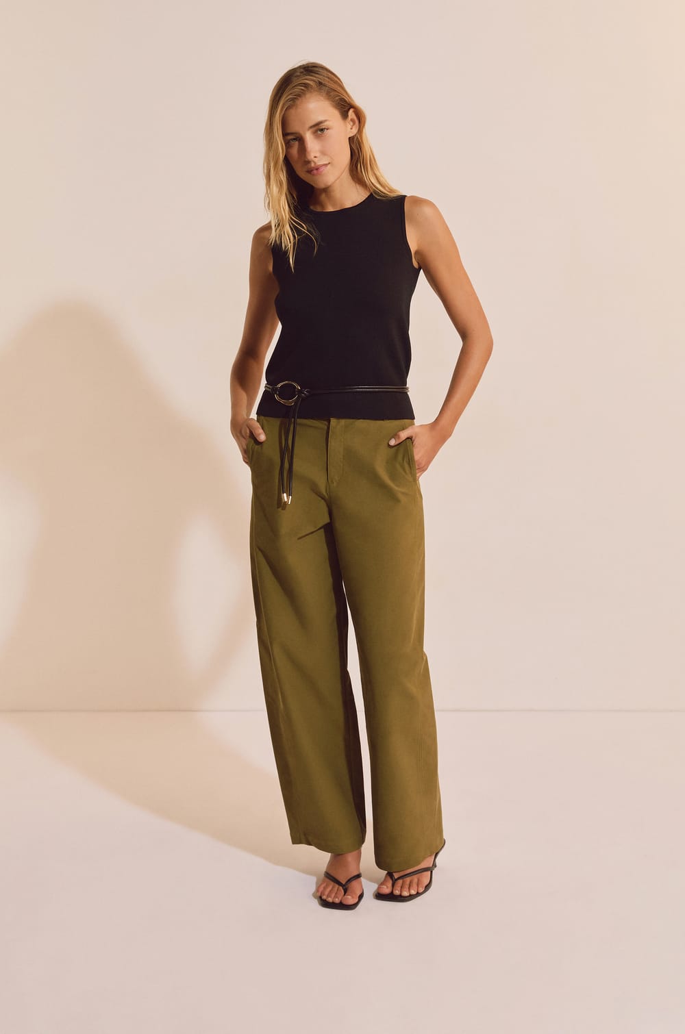 Camiseta sin mangas;${refinementColor}