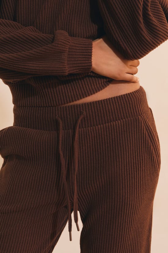 Pantalon de pyjama en velours c&ocirc;tel&eacute;;${refinementColor}
