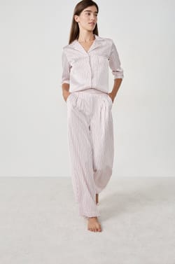 Pantalon de pyjama en satin à rayures;${refinementColor}