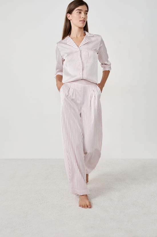 Pantalon de pyjama en satin à rayures;${refinementColor}
