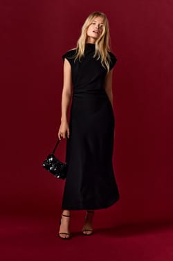 Robe longue effet drappé;${refinementColor}