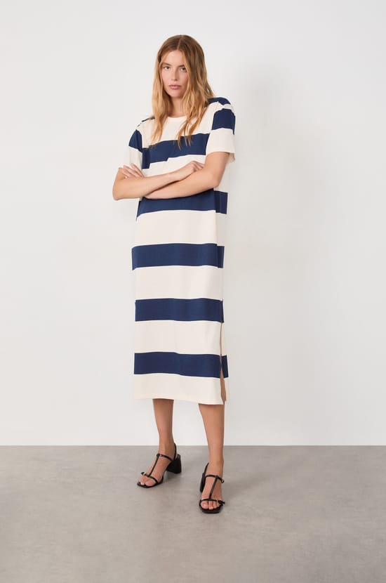 Long cotton dress;${refinementColor}