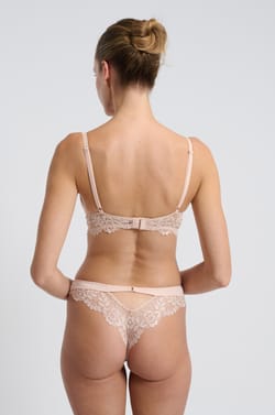 Push-up Plunge Bra Model No. 2;${refinementColor}