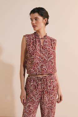 Top avec col &agrave; nouer &agrave; motifs;${refinementColor}