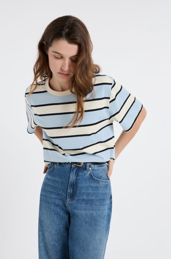 T-shirt manches courtes en coton &agrave; rayures;${refinementColor}
