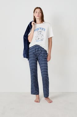 Ensemble de pyjama 3 pièces;${refinementColor}