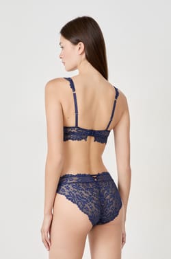 Culotte en dentelle iris&eacute;e;${refinementColor}