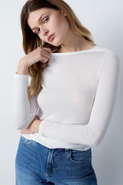 Long Sleeve T-Shirt;${refinementColor}