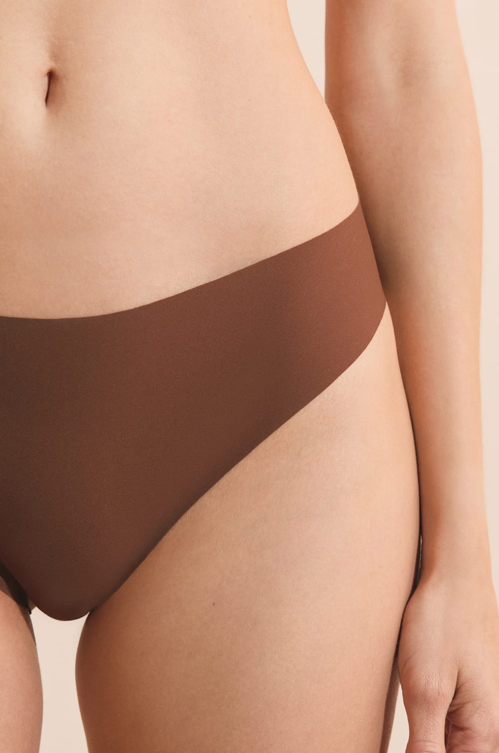 Culotte en microfibre;${refinementColor}
