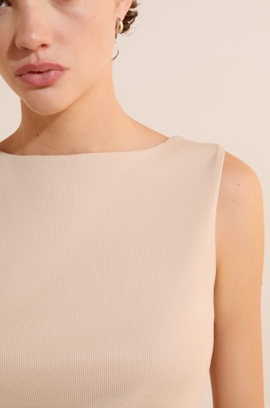 T-shirt sans manches en coton;${refinementColor}