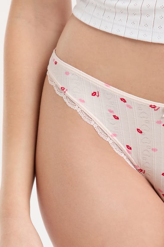 Tanga &agrave; motifs;${refinementColor}