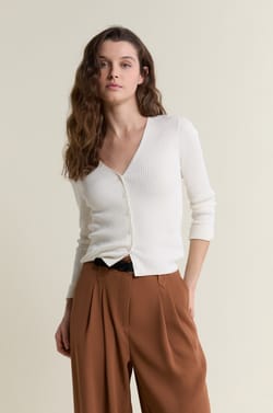 Pull cardigan manches longues en maille c&ocirc;tel&eacute;e;${refinementColor}