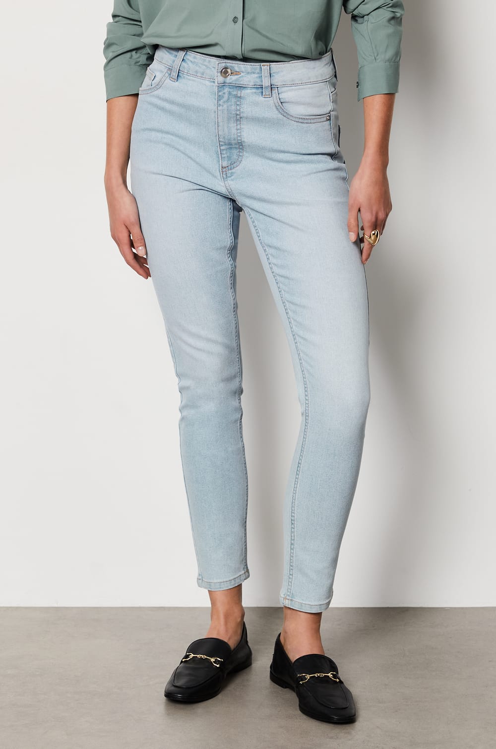 Skinny Jeans;${refinementColor}