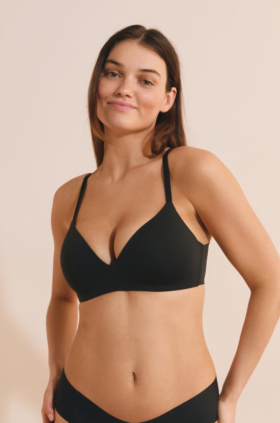 Triangle Wireless Bra in Microfiber;${refinementColor}