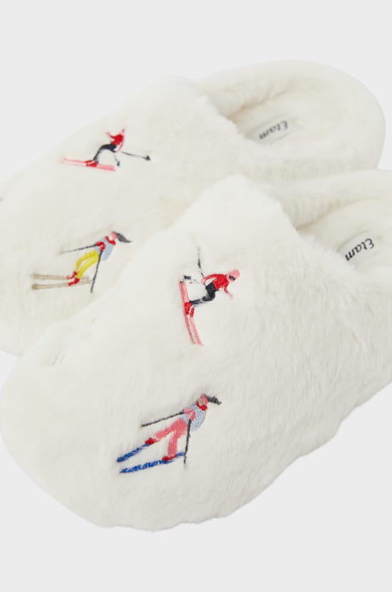 Chaussons mules en fausse fourrure à motifs;${refinementColor}