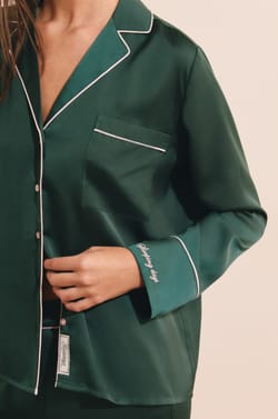 Chemise satin&eacute;e;${refinementColor}