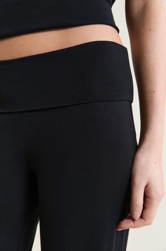 Pantalon de pyjama large en modal;${refinementColor}