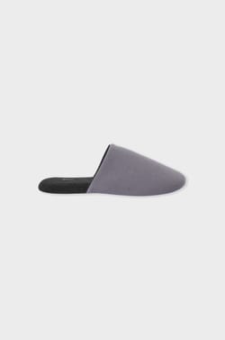 Chaussons mules;${refinementColor}