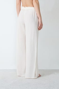 Pantalon de pyjama large &agrave; motifs ajour&eacute;s;${refinementColor}