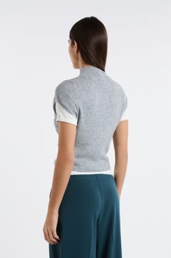 Sleeveless High Neck Sweater;${refinementColor}