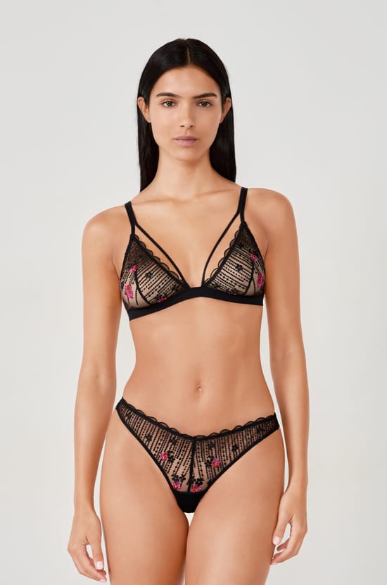 Tanga details brodé;${refinementColor}