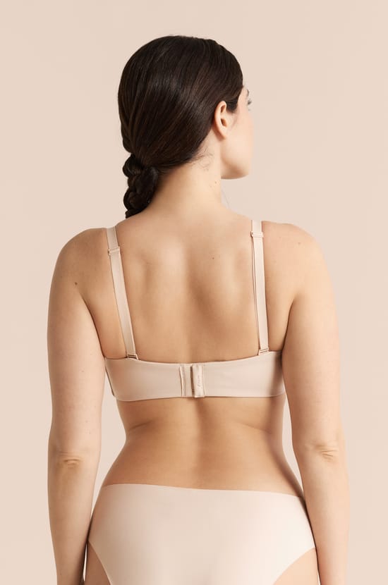 Strapless lightly lined bra with removable straps, cup C-E;${refinementColor}