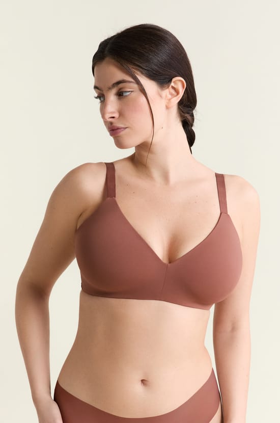 Wireless Lightly Lined Bra;${refinementColor}