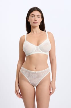 Soutien-gorge corbeille minimizer effet -1 taille;${refinementColor}
