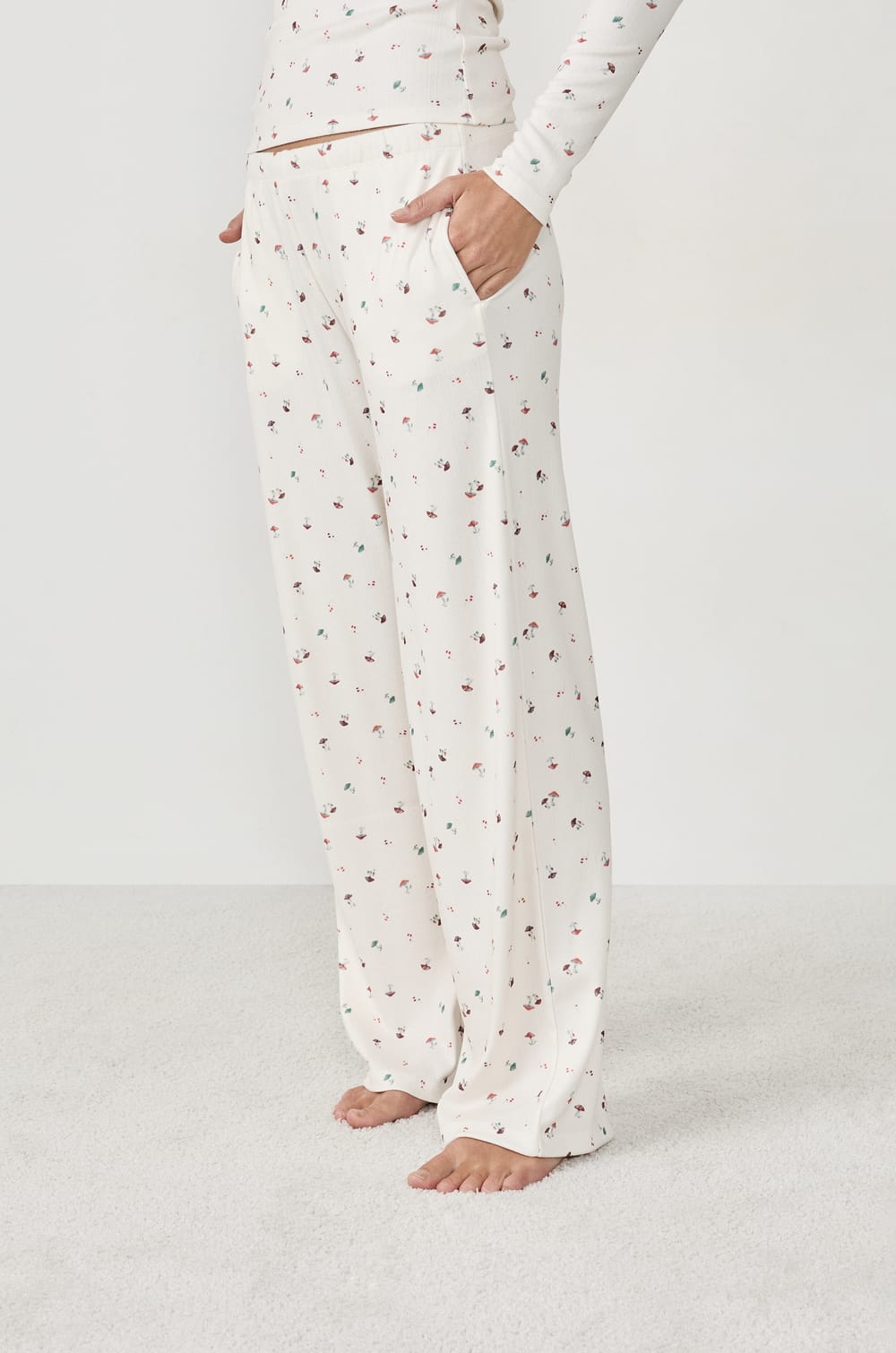 Pantalon de pyjama avec imprimé champignons;${refinementColor}