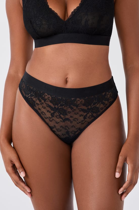 String en dentelle Lemonade Dolls x Etam;${refinementColor}