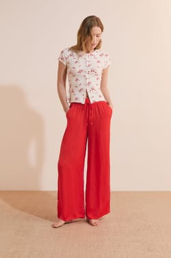 Pantalon satin&eacute; coupe large;${refinementColor}