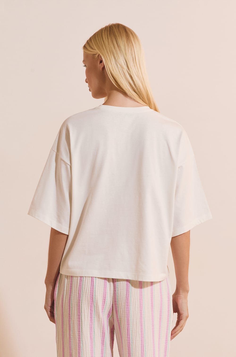 T-shirt de pyjama en coton avec &eacute;criture;${refinementColor}