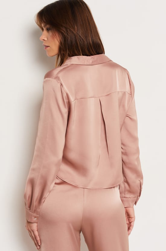 Chemise de pyjama satinée;${refinementColor}